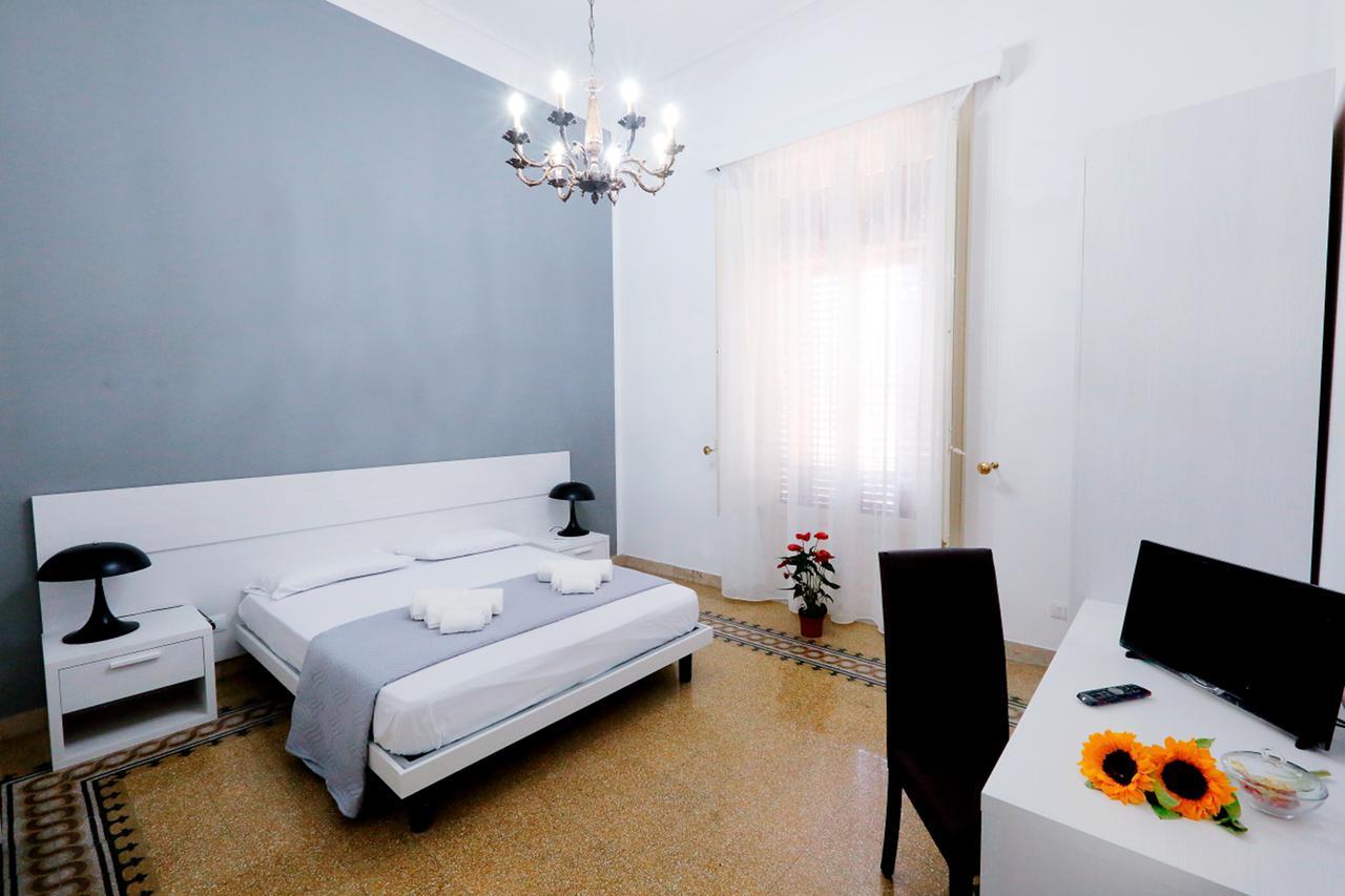 팔레르모 Palazzo Napolitano B&B 외부 사진